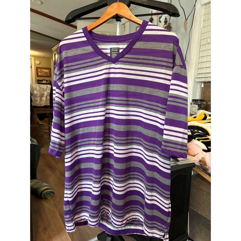 Brooklyn Unlimited Mens 4XL Purple Grey Striped V-Neck Short Sleeve T-Shirt
